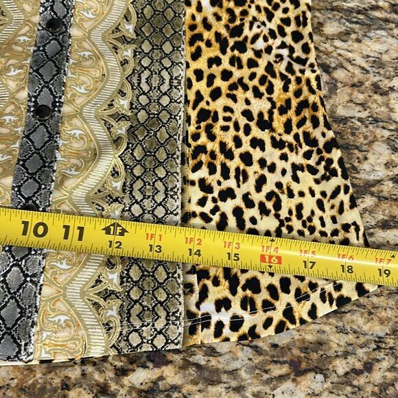 Cache Leopard Print Long Sleeve Collared Button Snap Shirt Size S - Picture 9 of 10